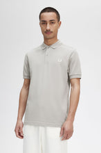 Load image into Gallery viewer, Fred Perry  - M6000 - Shirt in Limestone / Ecru