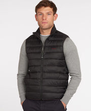 Load image into Gallery viewer, Barbour - Bretby Gilet in Black